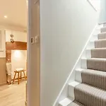 2 Bed In Oc-c34661 *